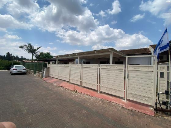 צלף (עפולה עילית)