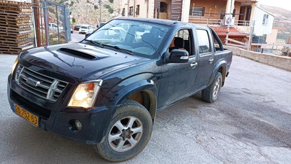 איסוזו 4X4 D-MAX (2008)