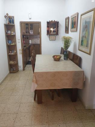 יחזקאל דנין 3 (מרכז)