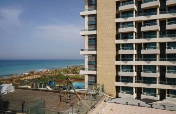 הרצל רוזנבלום 8 (חוף הצוק)