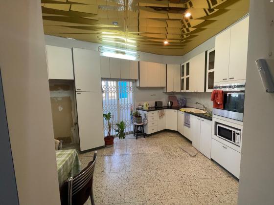 המלך חירם 16 (צפון יפו)