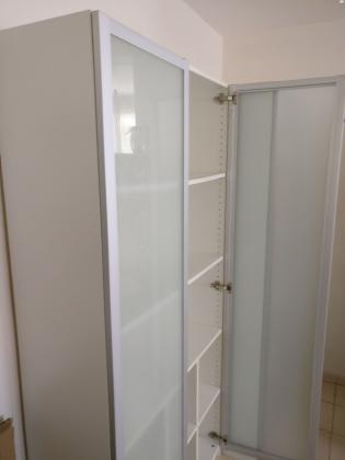 ארון בגדים איקאה 2 דלתות במצב טוב