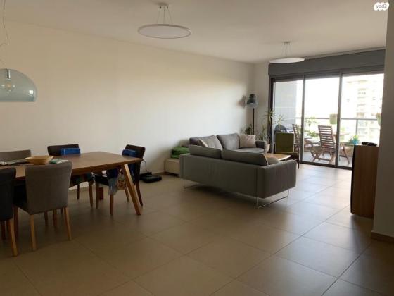 דרך רמתיים 11 (שרת)