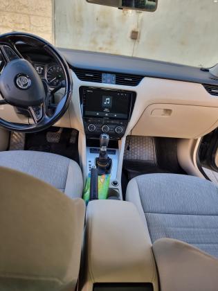 סקודה אוקטביה (2016)