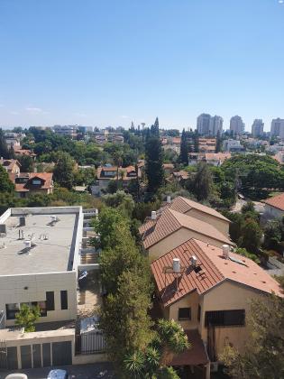 ארלוזורוב 26 (הרצליה הצעירה)