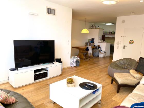 זלמן שניאור 7 (מרכז)