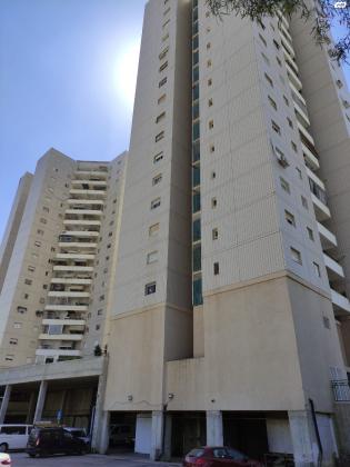 יהודה הלוי 48 (שכונה ד)