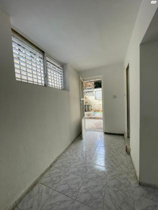 י.ל. פרץ (הדר הכרמל)