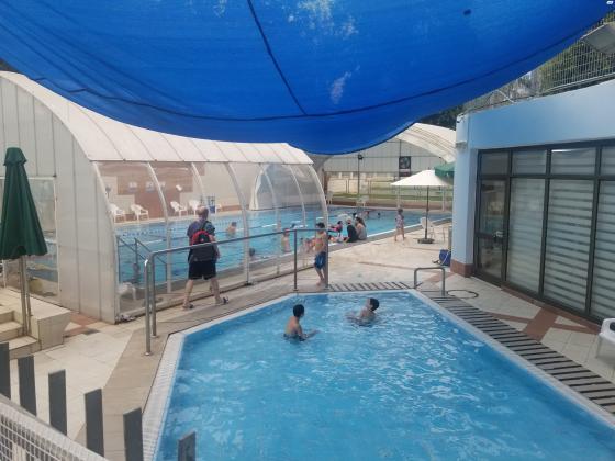 הרי הגלעד 7 (הבורסה)