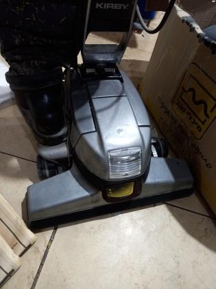 שואב קירבי עם כל החלקים