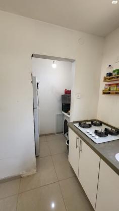 לאה גולדברג 3 (רסקו)