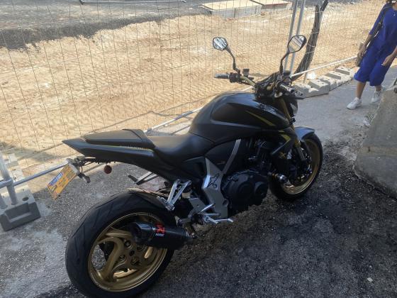 הונדה CB1000R (2015)