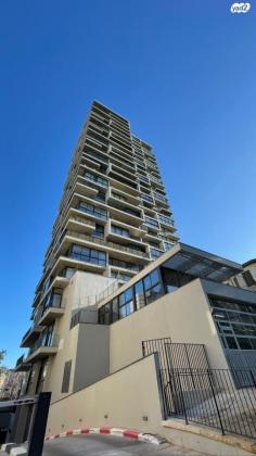 אחד העם 6 (הדר הכרמל)