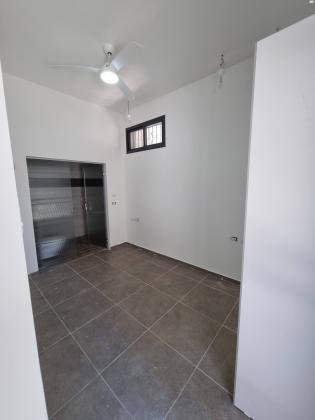 אבן סינא 41 (עג'מי)