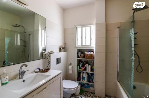 הזוהר 18 (שיכון בבלי)