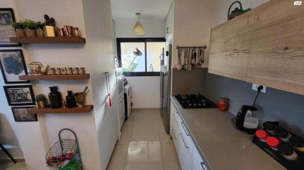 שדרות הציונות 9 (נווה נוף)