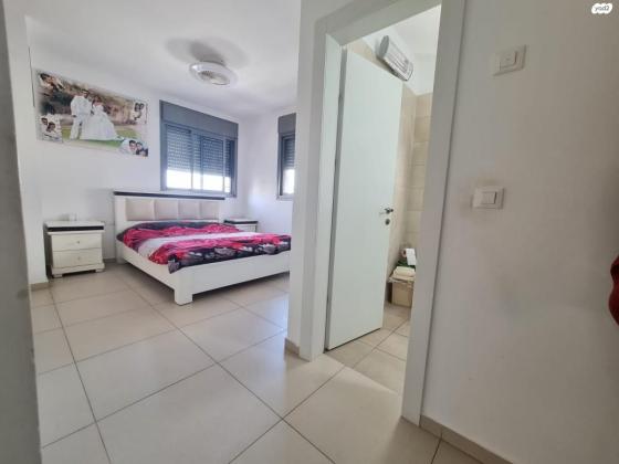 הנרייטה סאלד 6