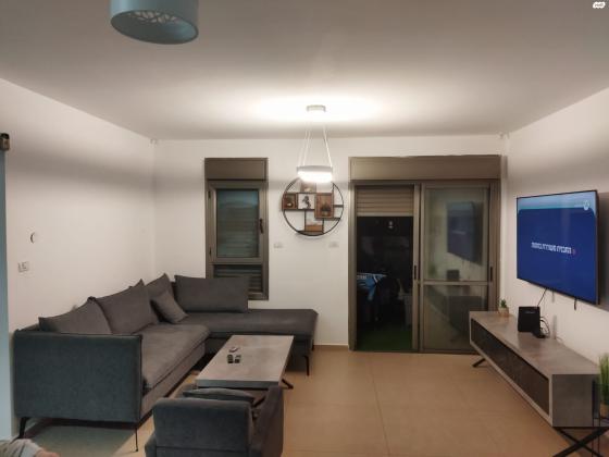 שדרות האלונים 3 (גן המושבה, השדרה המרכזית)