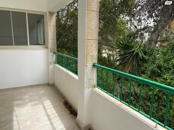 ליטניס 10 (שמבור)