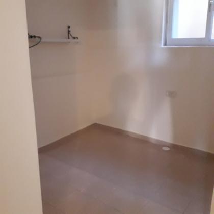 יגאל אלון 8 (רמות)