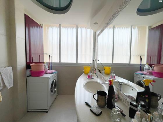 קרית שמונה 28 (קריית שרת)