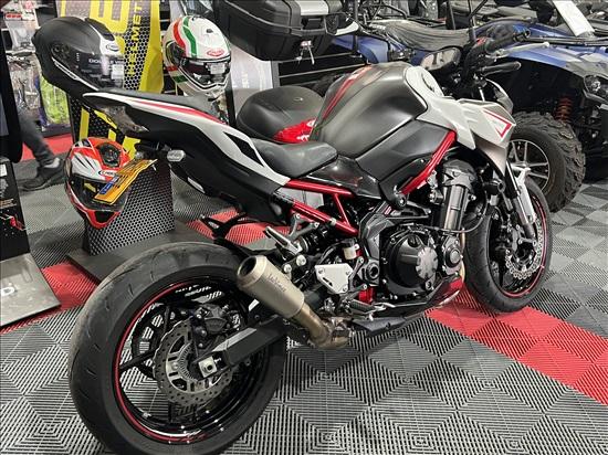 קוואסאקי Z900 יד 1 | שנת 2022 | 4000 ק"מ