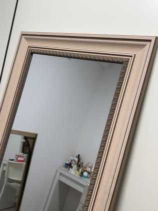 מראת גוף ענקית לתלייה על קיר