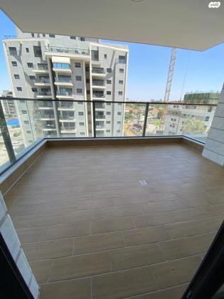 יעקב תמרי 3 (אפריים;סלע)