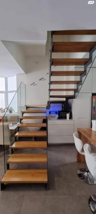 אלכסנדר סשה ארגוב 13 (המשתלה)