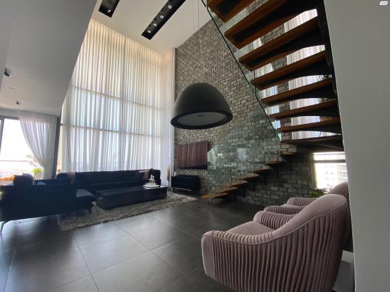 גולדה מאיר 13 (קרית ראשון;קריית כרמים)