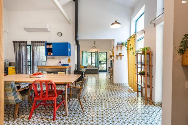 גאולים (נווה שרת)