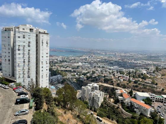 ליאון בלום 44 (רמת הדר)