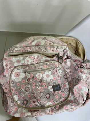 תיק החתלה של גיטה, כולל