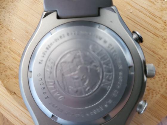 שעון סיטיזן אקו דרייב, נטען מאור השמש