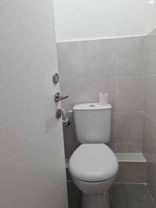 מעפילי אגוז 29 (נוה חן)