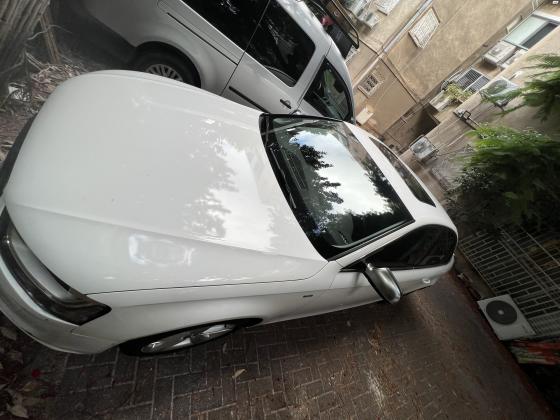 אאודי A4 (2015)