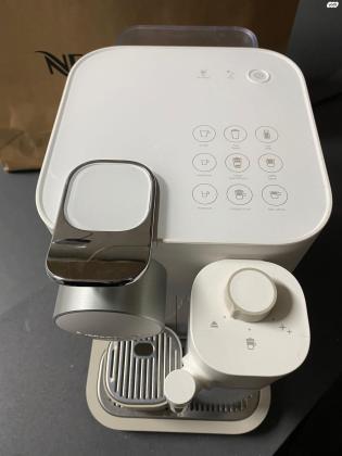 למכירה מכונת אספרסו של נספרסו