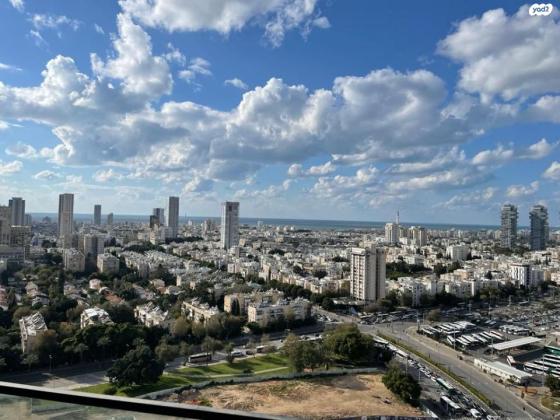 דרך מנחם בגין 160