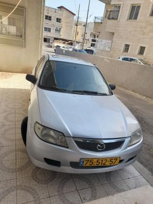 מאזדה 323 לאנטיס (2004)