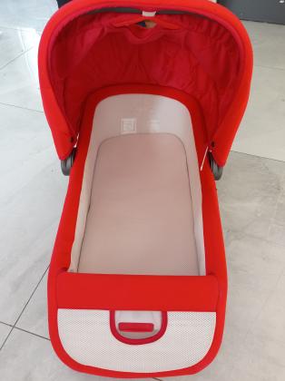 אמבטיה של avio אינגליזינה בצבעים