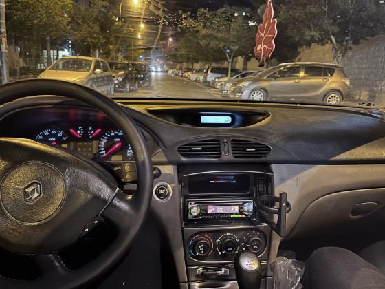 רנו לגונה (2003)