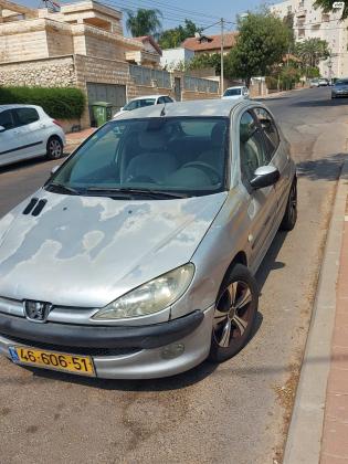 פיג'ו 206 (2004)