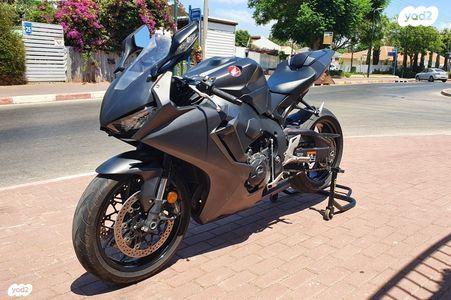 הונדה CBR1000RR (2019)
