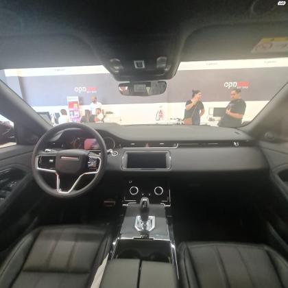 לנד רובר ריינג' איווק (2022)