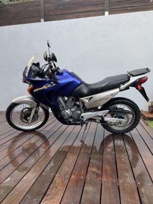 הונדה טרנסאלפ 650 (2004)