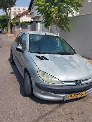 פיג'ו 206 (2004)