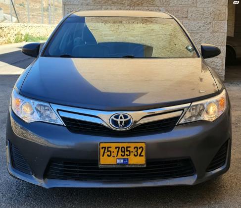 טויוטה קאמרי (2014)