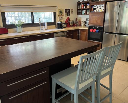 מטבח ביתי במצב מצוין, נמכר לרגל שיפוץ