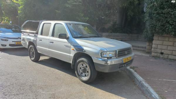 מאזדה B2500 4X4 (2000)