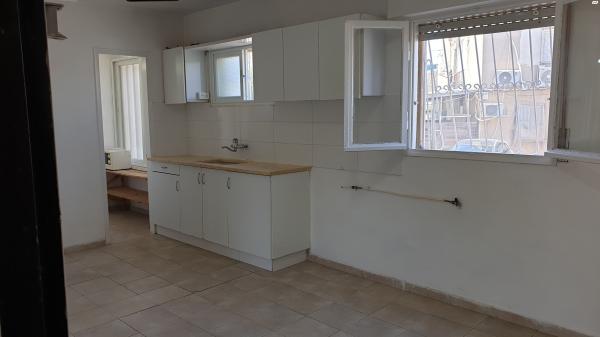 הרב הרצוג 37 (משכנות גנים וקרית הרב סלומון)